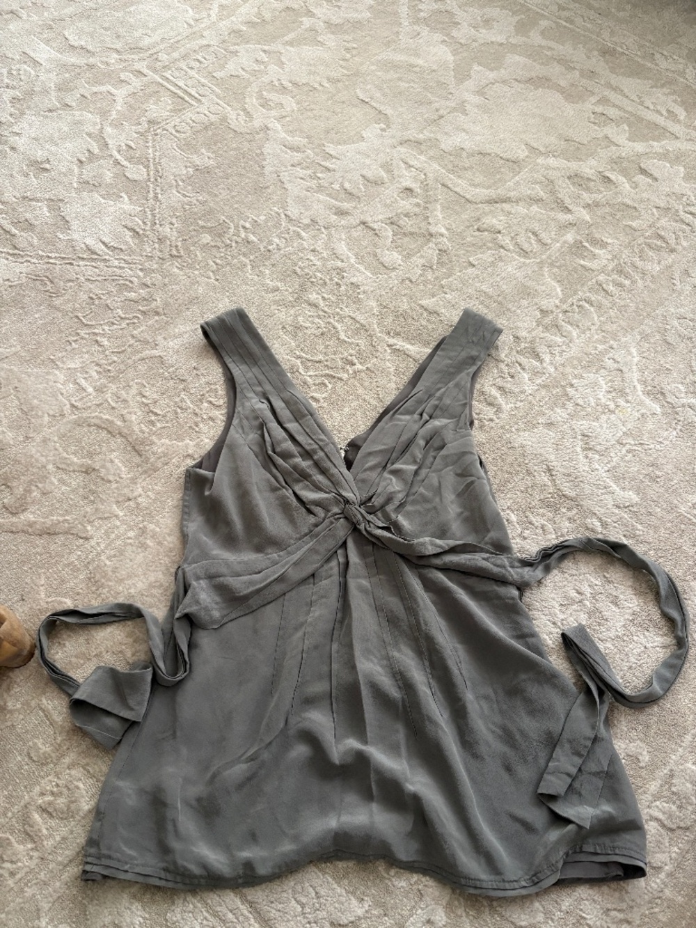 Y2K bcbg silk top for going out